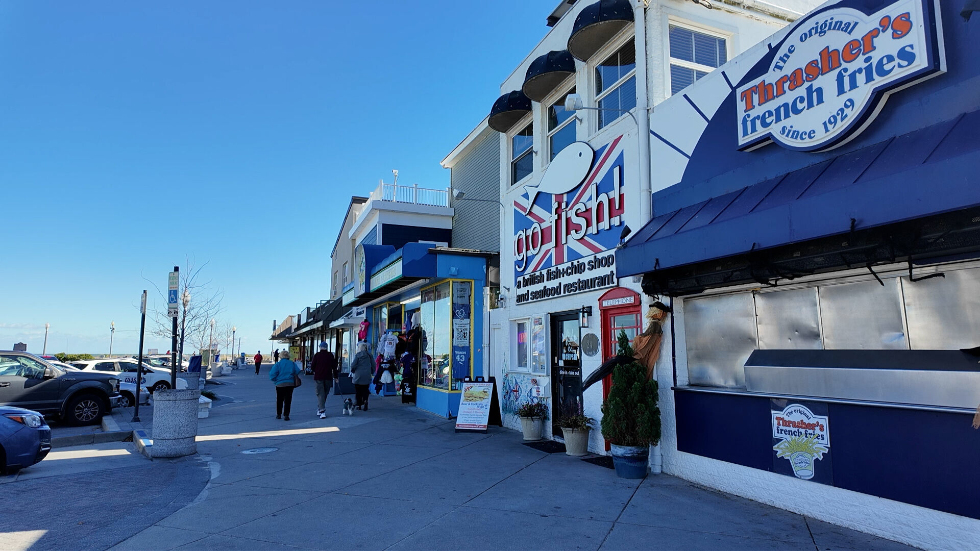 Petition pushes back on Rehoboth bollards near bandstand